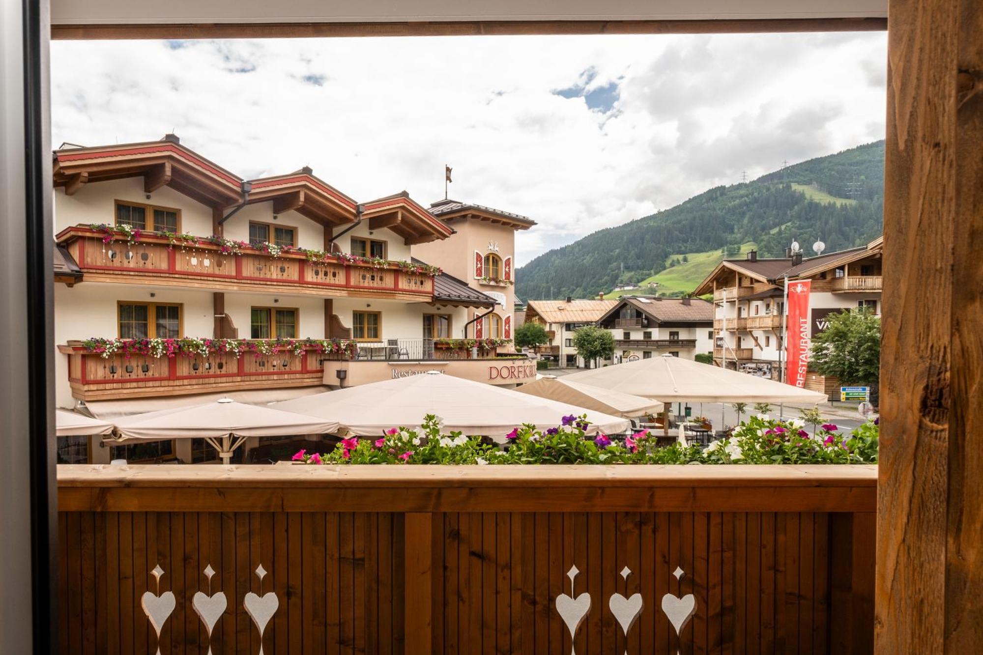 Dorfkrug Kaprun - Luxury Suites & Appartements By Sfl Exterior foto